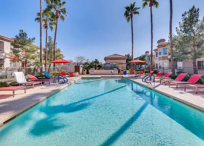 First-floor W/ Pool Access In Mesa! Ferienhaus Mesa