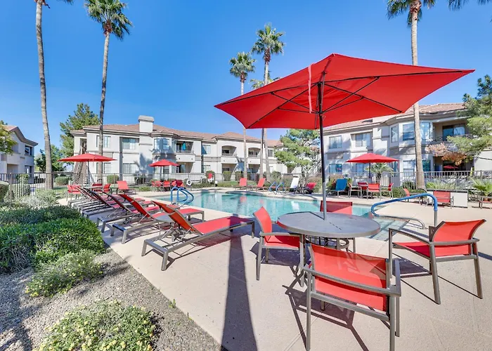 First-floor W/ Pool Access In Mesa!